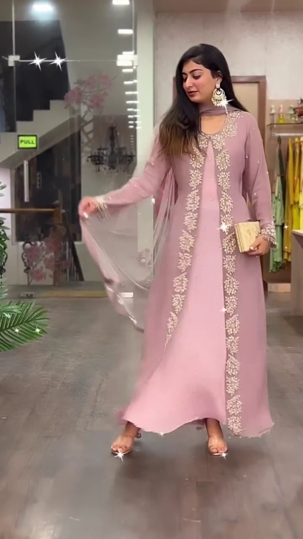 Effortless Elegance For Every Celebration! 💜 - Image 3